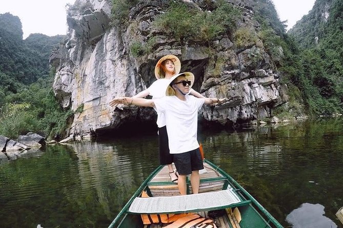 Mua peak cave & Tam Coc boat ride day trip - Getting from Hanoi to Ninh Binh: the real value of door-to-door