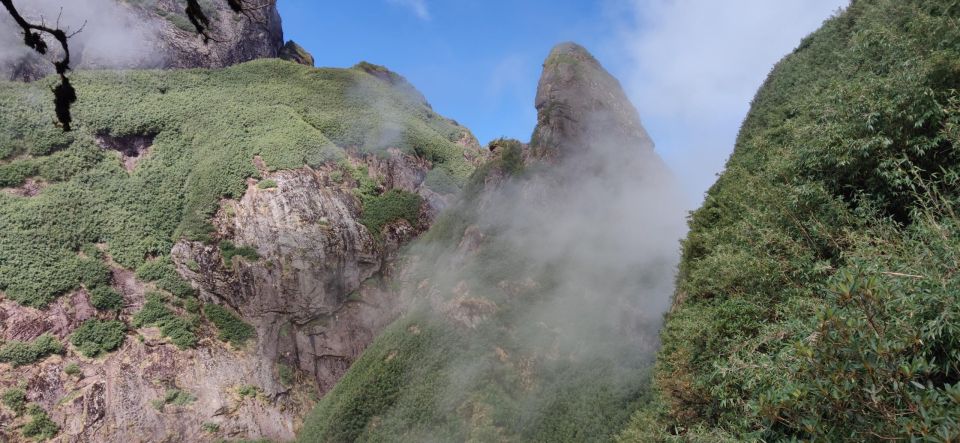 Ngu Chi Son Mountain Hiking - Getting to the trailhead from Sapa (and why the timing matters)