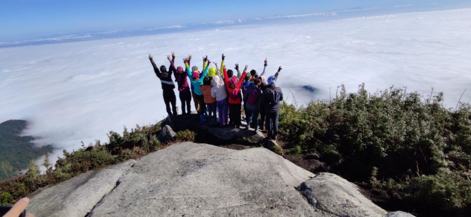 Ngu Chi Son Mountain Hiking - Summit morning: the fast push to 2858m and the sunrise gamble (Day 2)