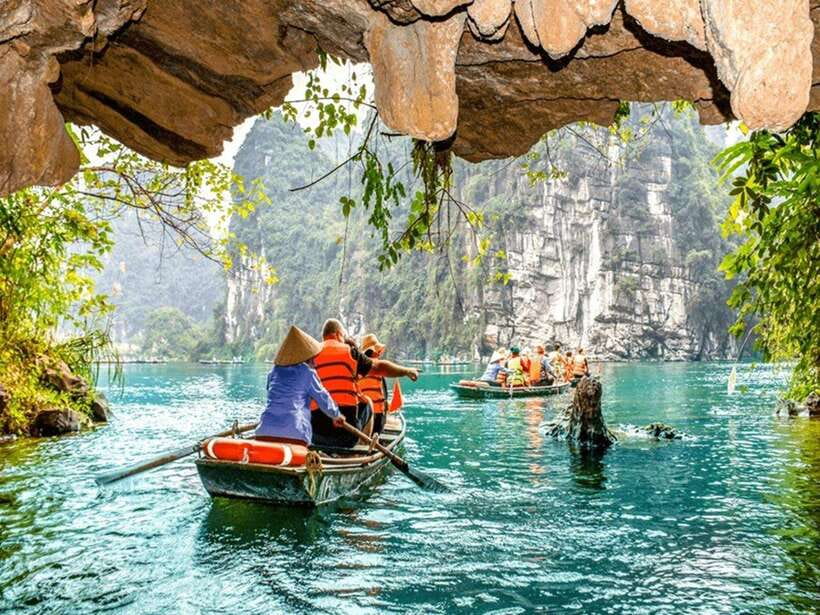 Ninh Binh 1-day tour Bai Dinh Trang An Mua Cave Small Group - A 12-hour loop from Hanoi that hits three top Ninh Binh sights
