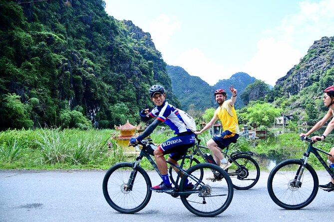 Ninh Binh 2 days 1 night Tour from Hanoi (Small Group of 9) - Thung Mham bird sanctuary and the Mua Cave climb