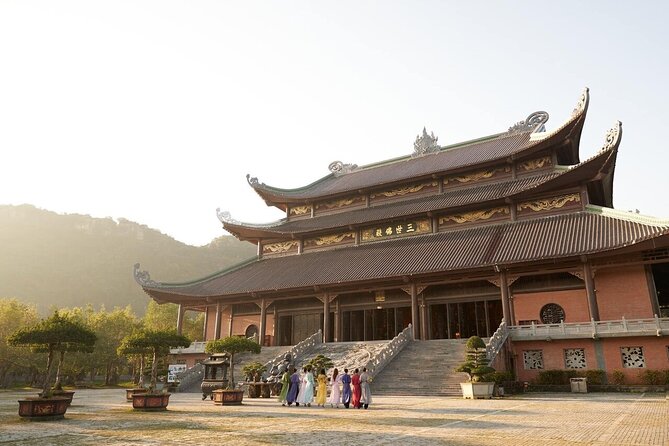 Ninh Binh 2D1N Excursion from Hanoi by Limousine - Ninh Binh in 2 days: why the Hanoi-to-limousine format makes sense