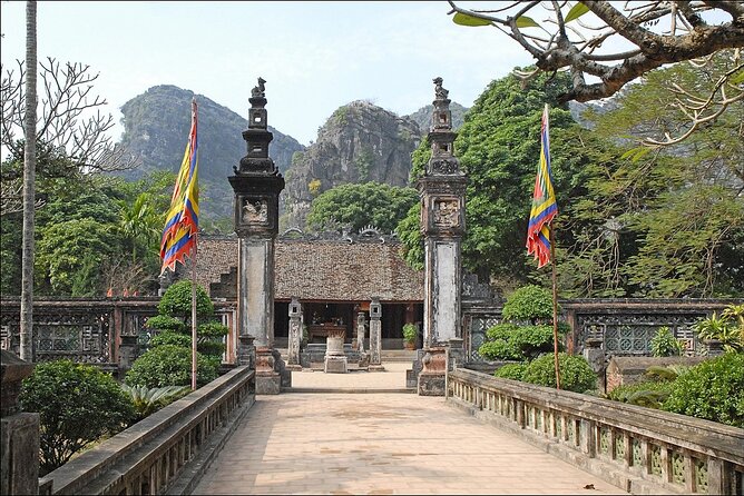 Ninh Binh 2D1N Excursion from Hanoi by Limousine - Meals, comfort, and the real physical effort (so you’re not caught off guard)