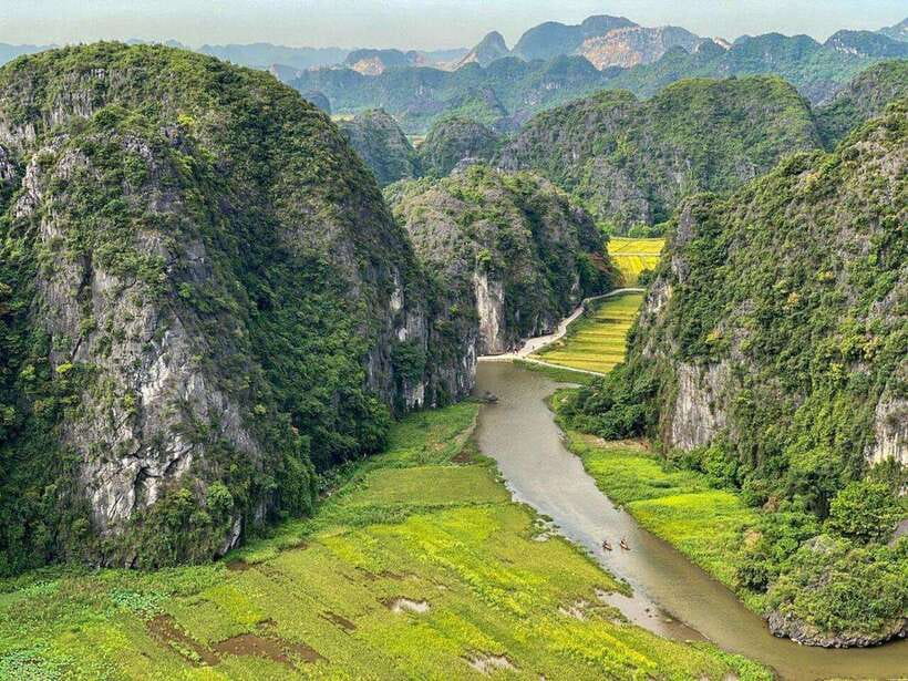 Ninh Binh : Bai Dinh Pagoda, Trang An, and Mua Cave Tour - Who should book this tour (and who should think twice)