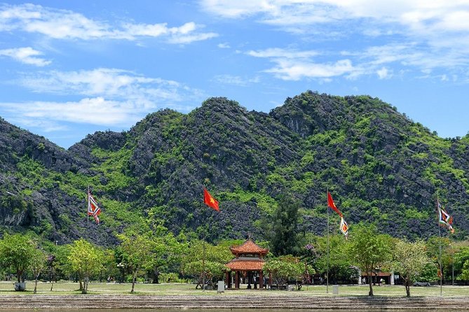 Ninh Binh Daily Tour: Hoa Lu -Mua Cave -Tam Coc- Bike-Swimming with Sunset Party - Morning Pickup and The Ride Out of Hanoi