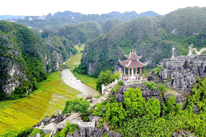 Ninh Binh Daily Tour: Hoa Lu -Mua Cave -Tam Coc- Bike-Swimming with Sunset Party - Lunch at Bungalow: A Real Meal in the Middle of the Action