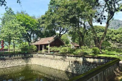 Ninh Binh Day Escape from Hanoi: Local Life, Connection & Tales - Hoa Lư Ancient Capital: Vietnam’s First Capital in a Short, Focused Visit