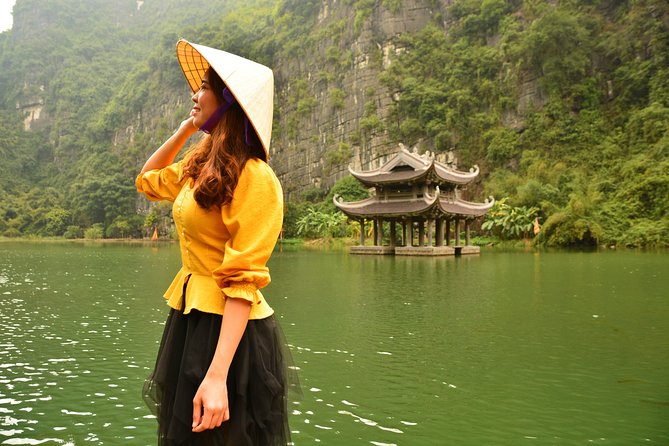 Ninh Binh Day Tour: Bai Dinh Trang An boat trip - Practical Tips: What to Wear and What to Expect
