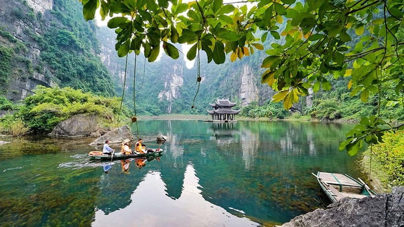 Ninh Binh Day Tour: Hoa Lu, Trang An Mua Cave, Boat Ride - Getting From Hanoi to Ninh Binh Without the Day Falling Apart