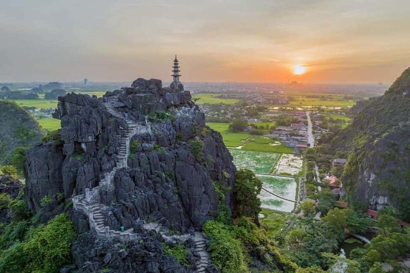 Ninh Binh E-bike Tour: Tam Coc Rural Life, Bich Dong & Dundj - Cycling to Bich Dong Pagoda: Limestone Mountains and a Real Photo Reward
