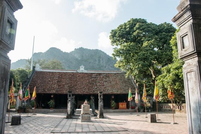 Ninh Binh Full Day Tour From Hanoi: Hoa Lu - Trang An - Mua Cave - Hoa Lu Ancient Capital: Dinh Temple and Le Temple Grounds