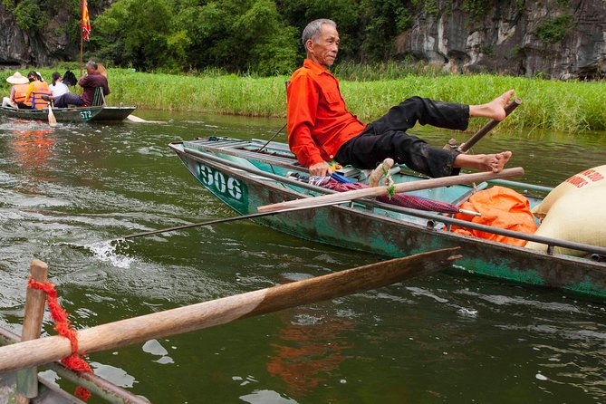 Ninh Binh Full-Day Tour Hoa Lu Tam Coc Cycling, Boat,Buffet Lunch - When things go slightly off-script: schedule changes and pickup clarity