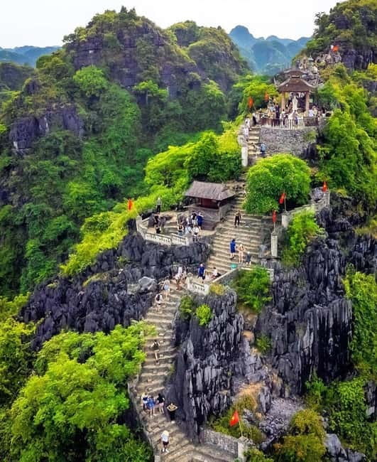 Ninh Binh: Hoa Lu, Bai Dinh, Trang An, and Mua Cave Tour - Guide and Group Size Feel: Why Tom and Max Make a Difference