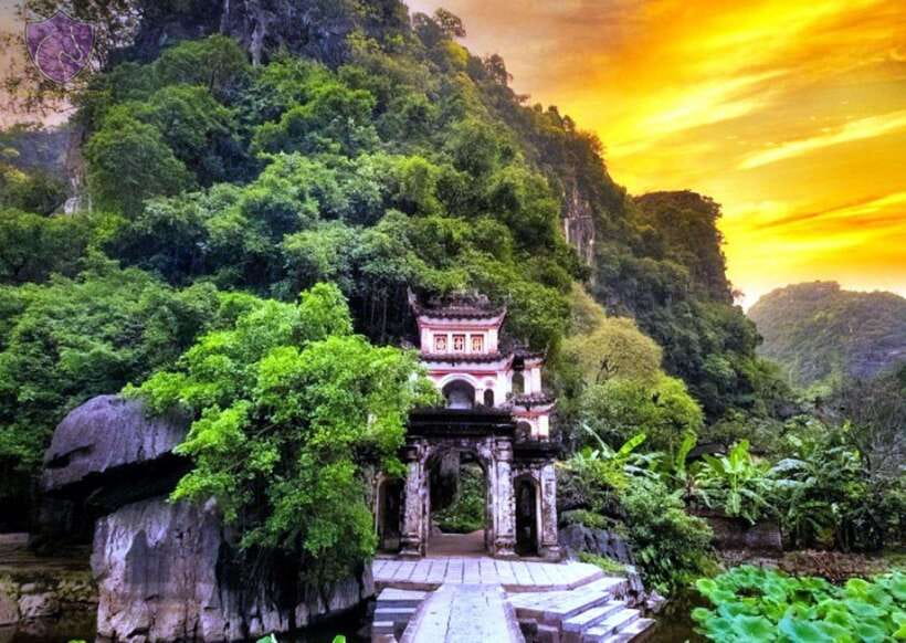 Ninh Binh: Hoa Lu, Bich Dong, Trang An& Mua Cave Small Group - Price and Value: What $23 Includes Versus What You’ll Pay Later