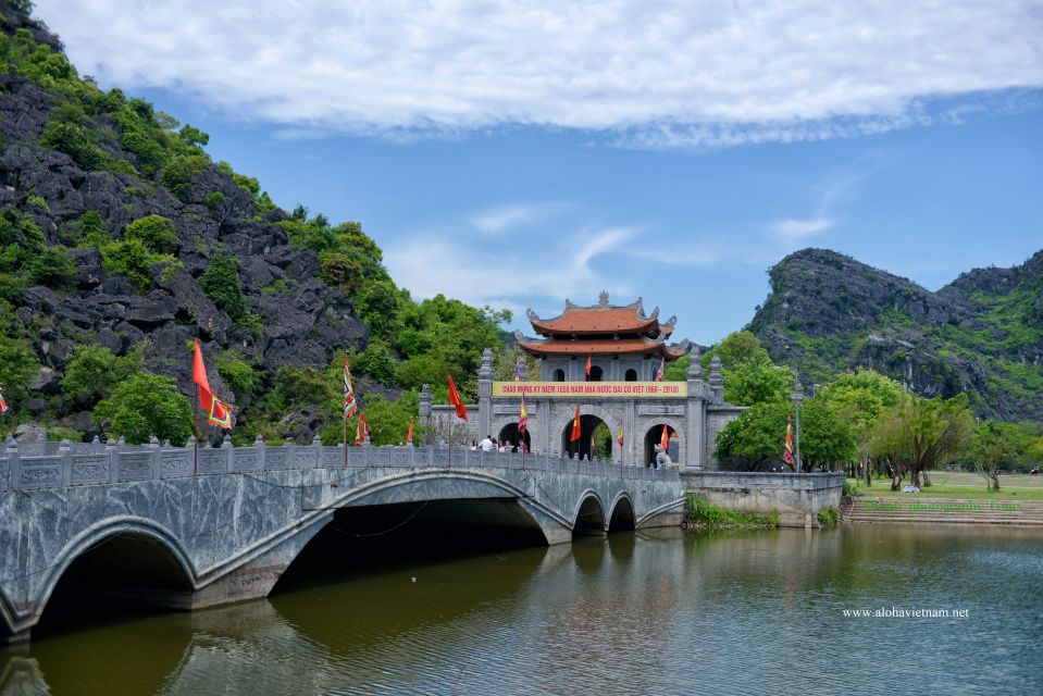 Ninh Binh: Hoa Lu, Mua Cave, and Trang An Tour and Boat Ride - Getting your timing right: pacing, comfort, and the long drive factor