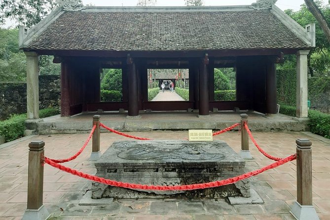 Ninh Binh - Hoa Lu - Tam Coc - Mua cave Day Trip: Hiking, boat trip, Bike, lunch - Village Cycling in Ninh Binh: Real Pace, Real Life