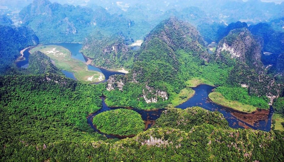 Ninh Binh - Hoa Lu - Tam Coc - Mua Caves & Buffet Lunch - How the pickup and bus ride shape your day