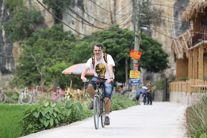 Ninh Binh luxury Day trip to Mua Cave, Tam Coc, Bich Dong, Boat & Bike - Ninh Binh in one day: the Hanoi-Old-Quarter luxury advantage