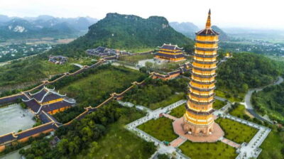 Ninh Binh : Mua Cave, Bai Dinh Pagoda, and Trang An Day Tour - Pickup, transfer time, and the road to Mua Cave
