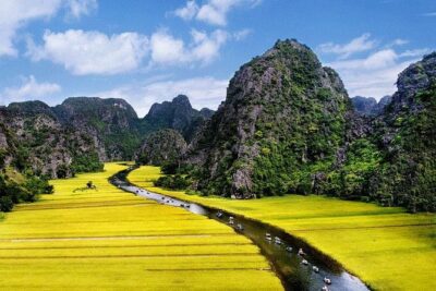 NINH BINH package tour in 2 days/ 1 night: visit world heritage site & eco tour - Day 2: Bai Dinh Pagoda and UNESCO Trang An tunnels