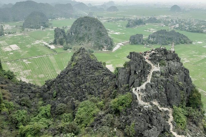NINH BINH package tour in 2 days/ 1 night: visit world heritage site & eco tour - What to pack: hot sun, cave days, and quick photo fixes