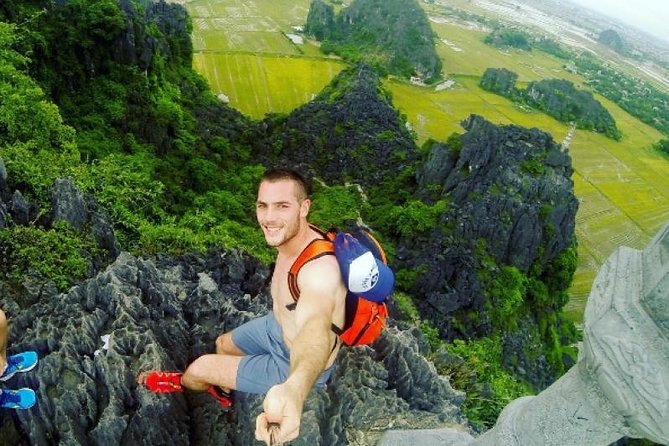 Ninh Binh Private Day Tour: Mua Cave, Tam Coc, Hoa Lu All Include - Mua Caves: the viewpoint payoff (and the stair reality)