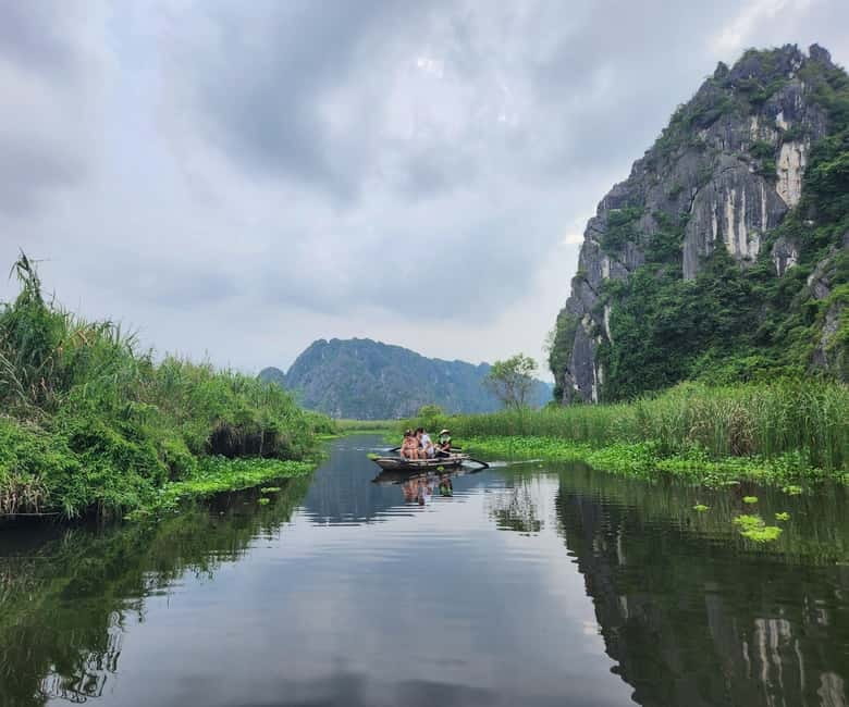 Ninh Binh Private Tour: Bai Dinh-Trang An/Tam Coc-Mua Cave - Bai Dinh Pagoda by Electric Car: Big Complex, Easier Movement