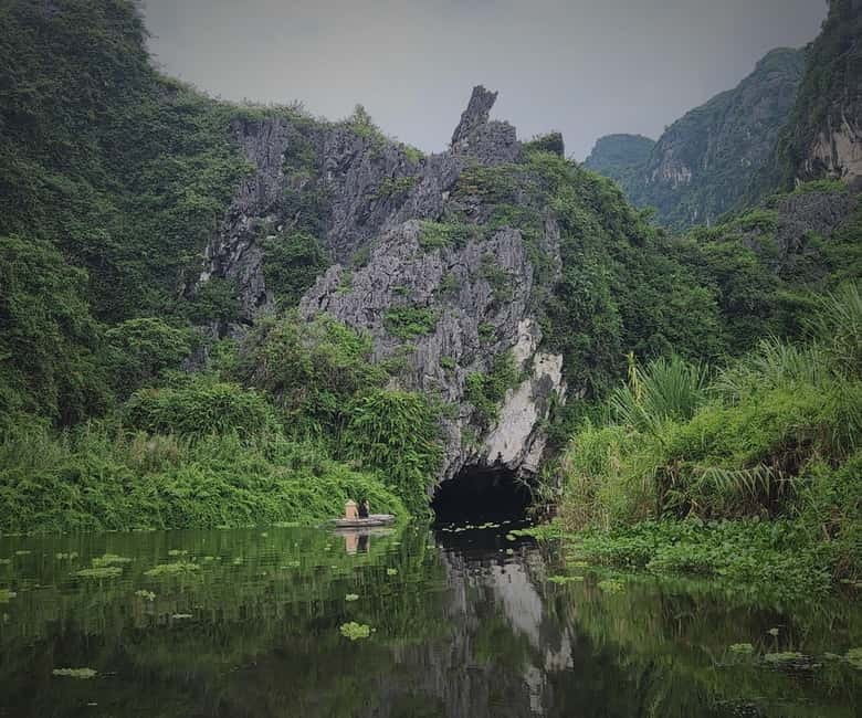 Ninh Binh Private Tour: Bai Dinh-Trang An/Tam Coc-Mua Cave - Cycling in Tam Coc (About 1 Hour) and Bich Dong Pagoda