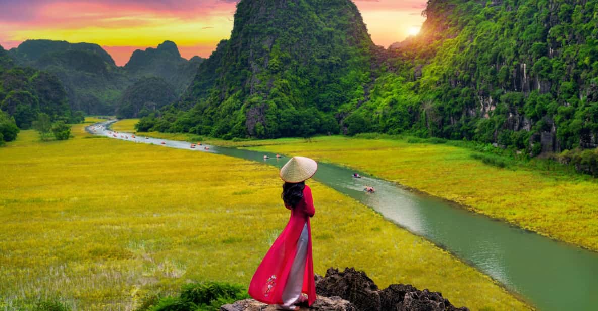 Ninh Binh Private Tour: Tam Coc, Bich Dong and Thung Nham - Tam Coc boat ride: limestone karsts, rice fields, and cave scenery