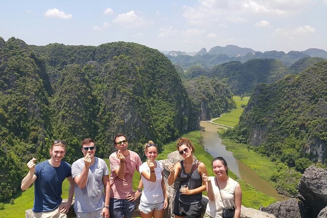 Ninh Binh: The best of Hoa Lu, Hang Mua Hiking, Tam Coc Boat Tour - Hoa Lu temples: Dinh and Le dynasties in the middle of rice country