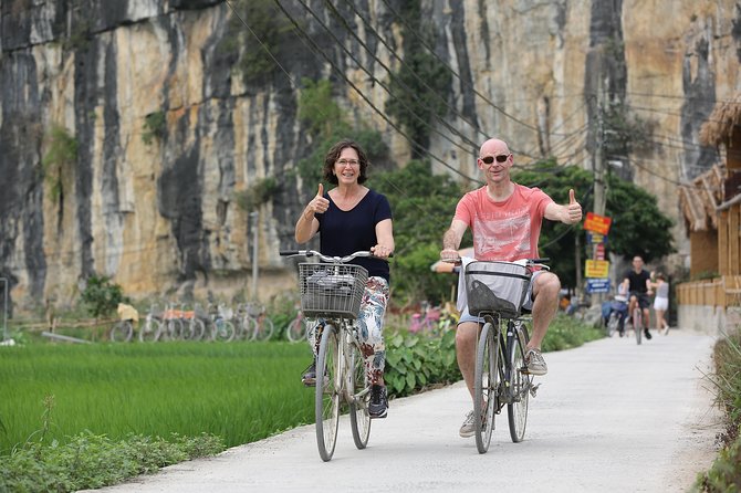 Ninh Binh Trang An Hoa Lu temple, Mua cave - Small & luxury 1Day - Midday: Local lunch in Ninh Binh and time to reset