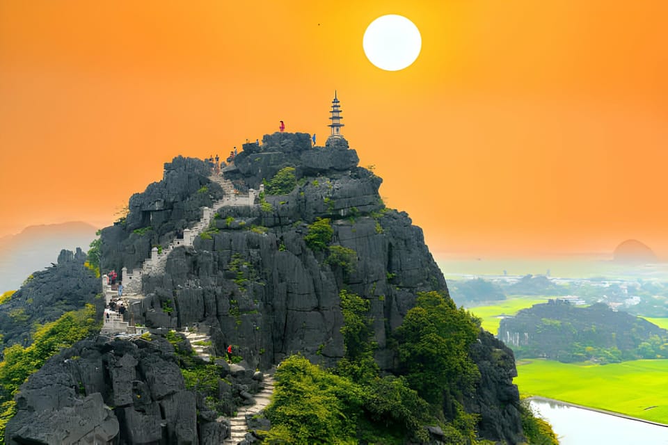 Ninh Binh - Trang An - Mua Cave Day Trip with All-inclusive - Village cycling: a short ride that shows how locals live