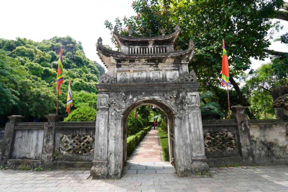 Ninh Binh Trip Visit Hoa Lu Capital -Tam Coc-Biking-Mua Cave - Key things to know before you go
