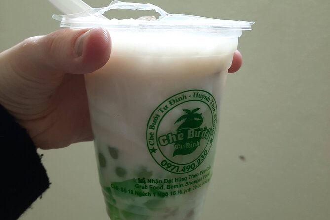 No Diet Club - Local food tour in Hanoi with many tastings ! - The biggest selling point: guides who treat food like culture