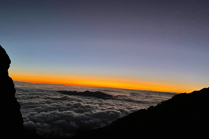 One Day Conquering Fansipan - The Roof Of Indochia - Guide Power: English Support and Local Route Confidence (Gio, Chu, Minh, Duong)