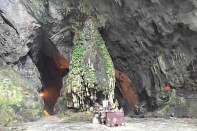 Perfume Pagoda Pilgrimage Full-day Tour - From Hanoi to the Yen River: The Morning Drive and Cruise