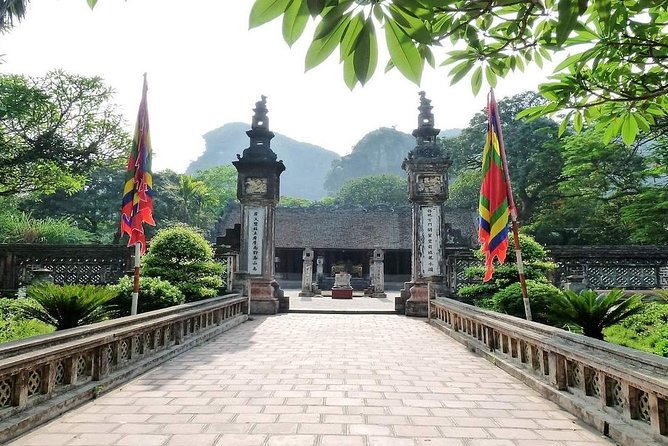 Premium Hoa lu - Trang An - Mua Cave with Buffet Lunch from Hanoi - Optional biking: a choice, not a requirement
