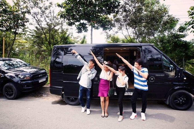 Private Airport Transfer: Noi Bai (HAN) to Hanoi Center - Flight tracking plus message timing: how you’re guided to the right car