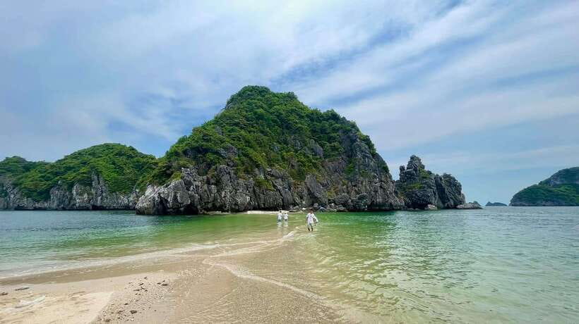 Private boat- Lan Ha Bay Half Day Tour with kayaking - Van Boi Beach and Swim Time in Clear Water