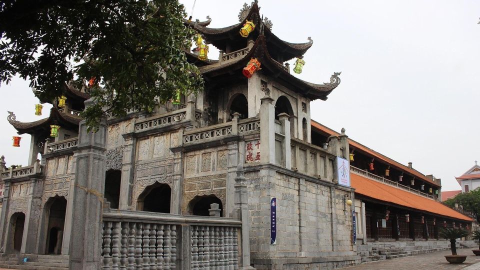 Private Car/Bus Renting Hanoi - Ninh Binh - Halong - Sapa... - Private Guide and English Notes: Where the Value Really Shows