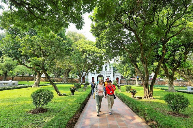 Private Crowd Free Hanoi: Morning Highlights of the City Experience - Private-group pacing: great when your guide slows down