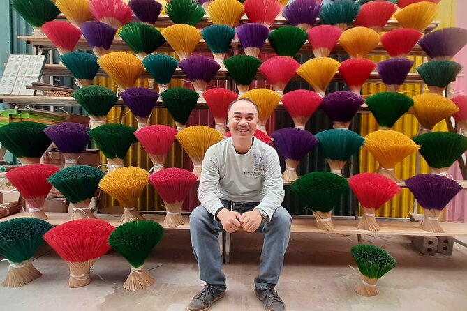 Private experience of visiting Quang Phu Cau incense village - Boat Travel: A Quiet Change of Scene in Your Hanoi Day