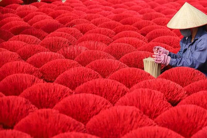 Private experience of visiting Quang Phu Cau incense village - The Human Side: Photographing Locals Working in Familiar Rhythm
