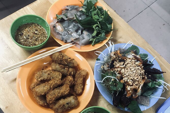 Private Food Tour: Standard, Gluten-Free or Vegetarian Options - Price and value: what $50 buys you in Hanoi