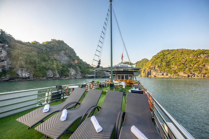 Private Full Day Cruise Shore Excursion in Halong Bay - Lunch Then Move Toward Trinh Nu: Quiet Bay Time Matters