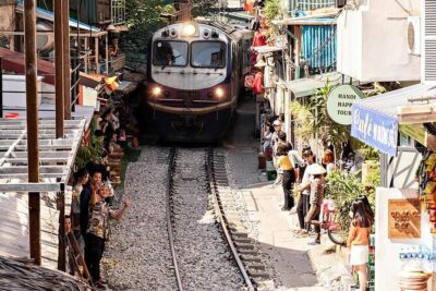 Private Guide In and Around Hanoi: Custom Tour: Departure Anytime - Old Quarter + Hoan Kiem Lake: where Hanoi shows up daily