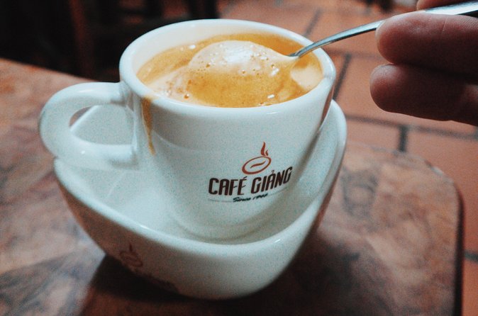 Private Hà Nội Coffee History Tour - Jude’s private tour style: coffee lessons plus Hanoi know-how