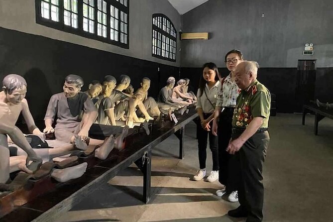 Private Hanoi City Half-Day Tour with Train Street Visiting - Why this private 4-hour format works in Hanoi