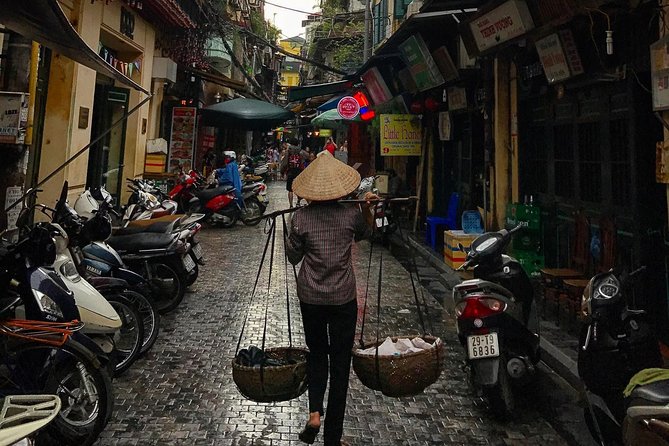 Private Hanoi City Tour - Full Day - Thang Long Water Puppet: finishing Hanoi with a living tradition