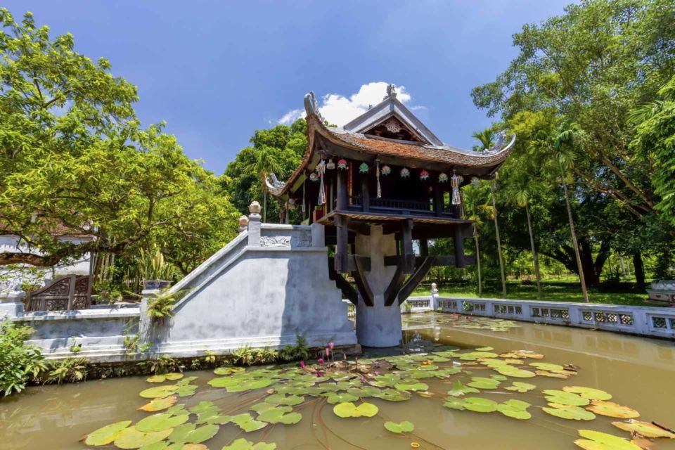 Private Hanoi City Tour: HoChiMinh Mausoleum & Water Puppet - A full-day Hanoi route that balances meaning and street life